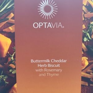 Optavia Buttermilk Cheddar Herb Biscuit